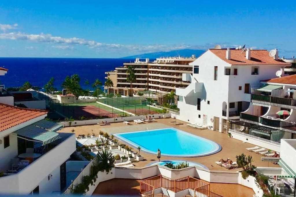 Ocean View Apartments In Park Royal I أذيخي المظهر الخارجي الصورة