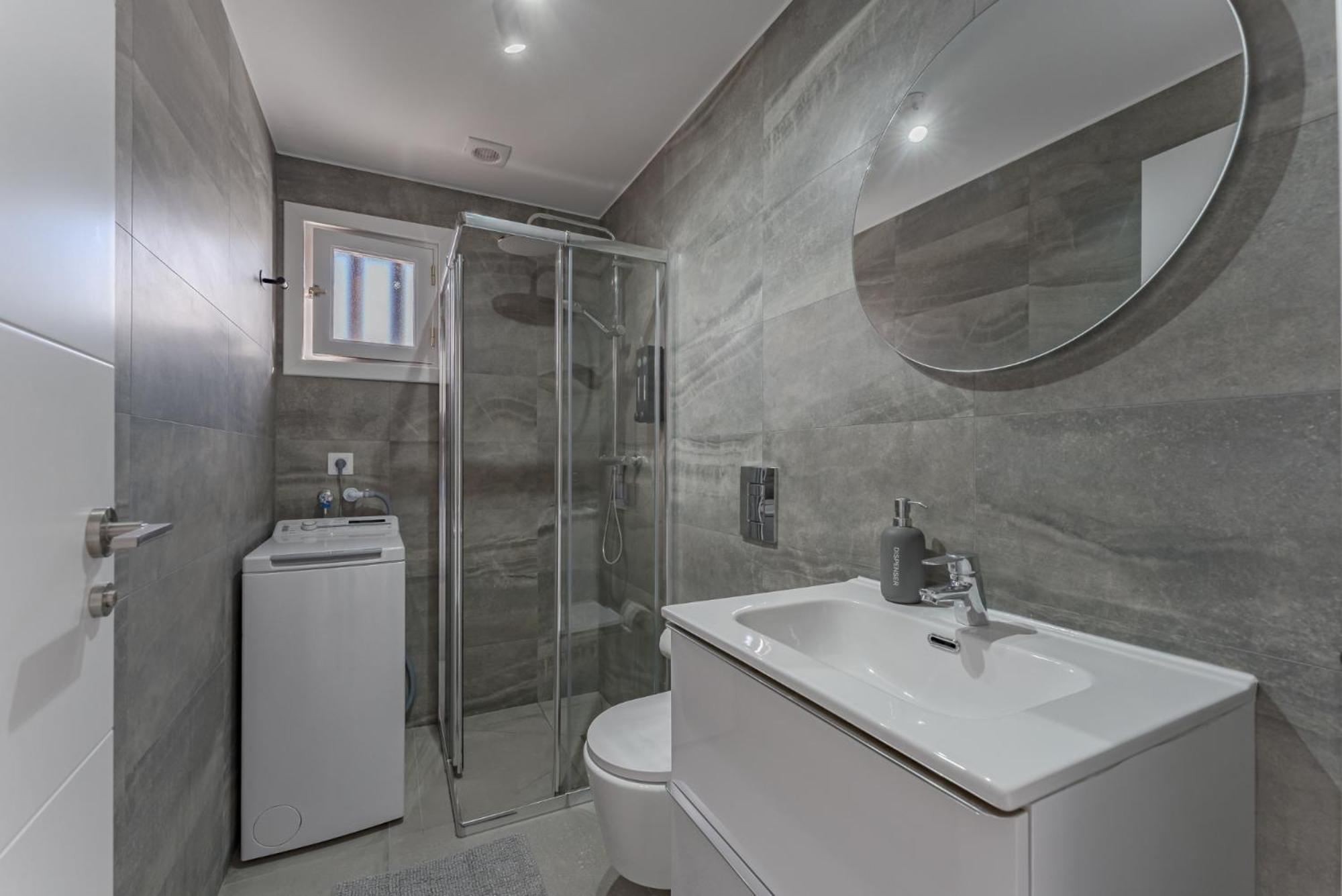 Ocean View Apartments In Park Royal I أذيخي المظهر الخارجي الصورة