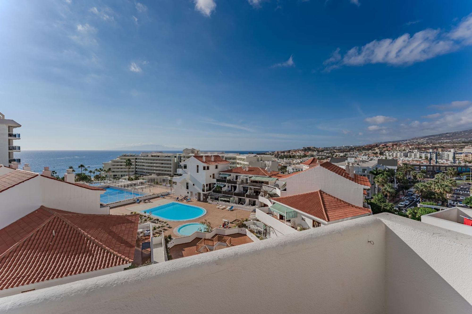 Ocean View Apartments In Park Royal I أذيخي المظهر الخارجي الصورة