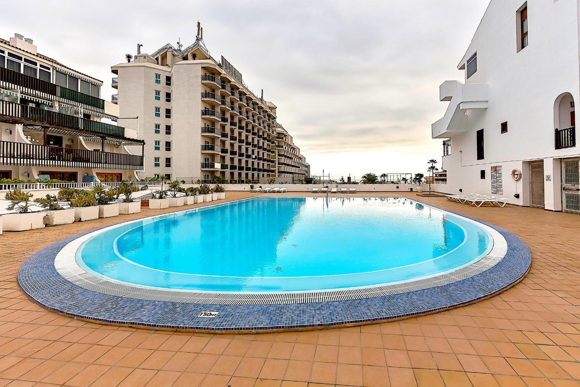 Ocean View Apartments In Park Royal I أذيخي المظهر الخارجي الصورة
